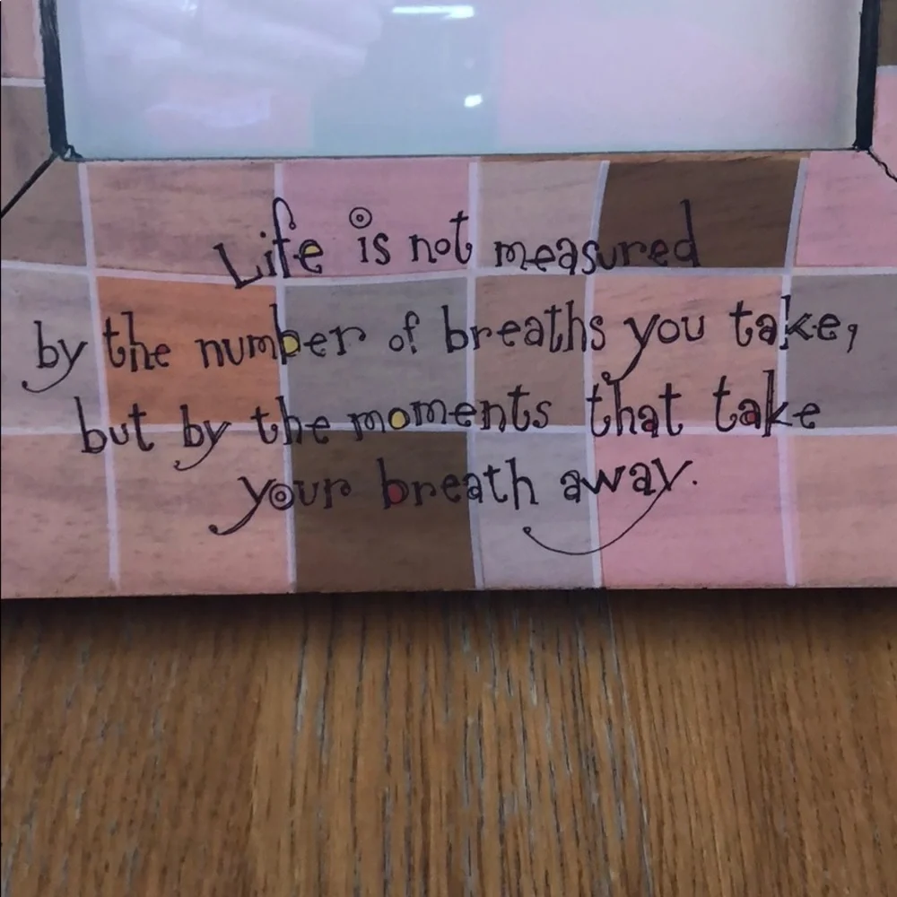 Wood 8x10 picture frame that fits a 4x6 photo
